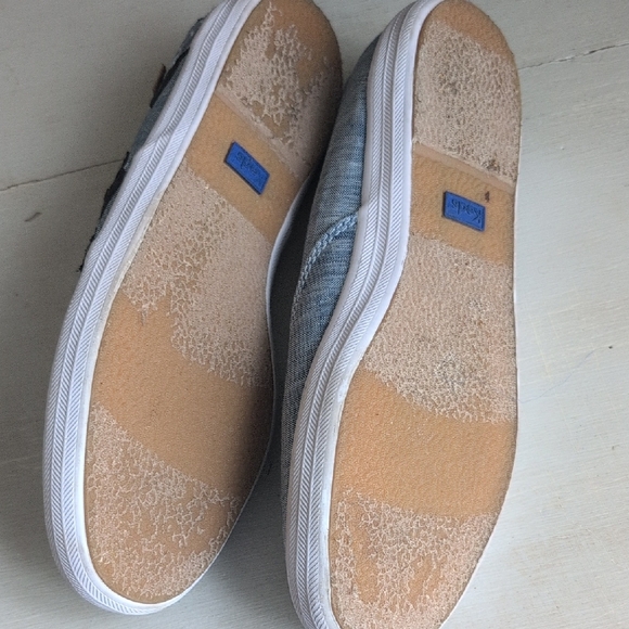 Keds Women's Floral Embroidered Sneakers - Picture 7 of 9